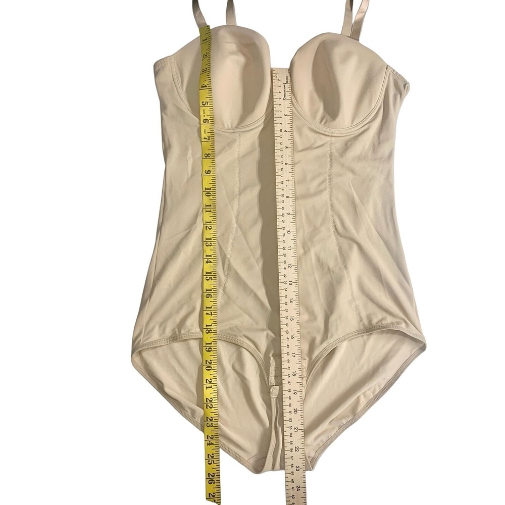 Women's Bodysuit Shapewear Tummy Control Backless with Built-in Bra Beige Sz 2XL - Picture 8 of 13